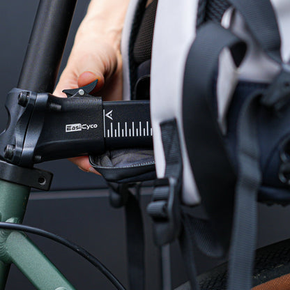 EasiCyco | The world’s first floating 35L/ 40L functional cycling backpack – no rear rack needed *Free Shipping*